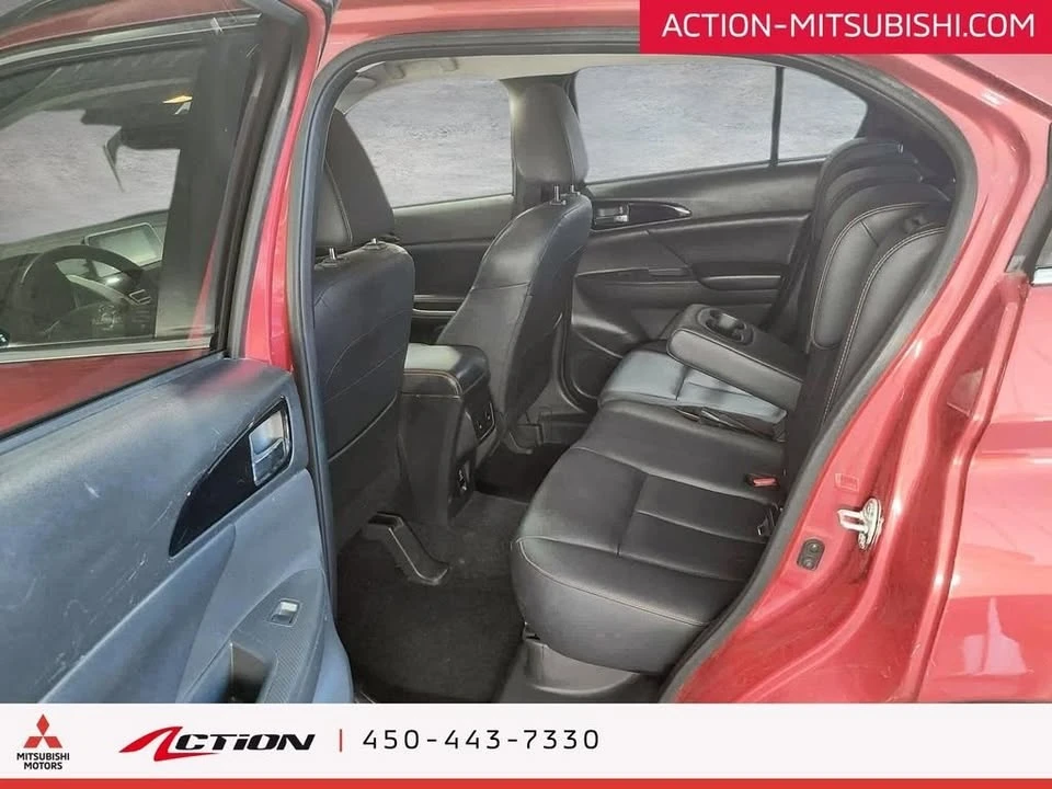 2018 Mitsubishi Eclipse Cross - Image 9 of 18