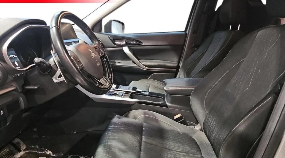 2018 Mitsubishi Eclipse Cross - Image 7 of 10