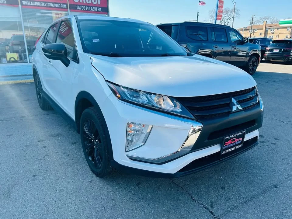 2018 Mitsubishi Eclipse Cross - Image 8 of 12