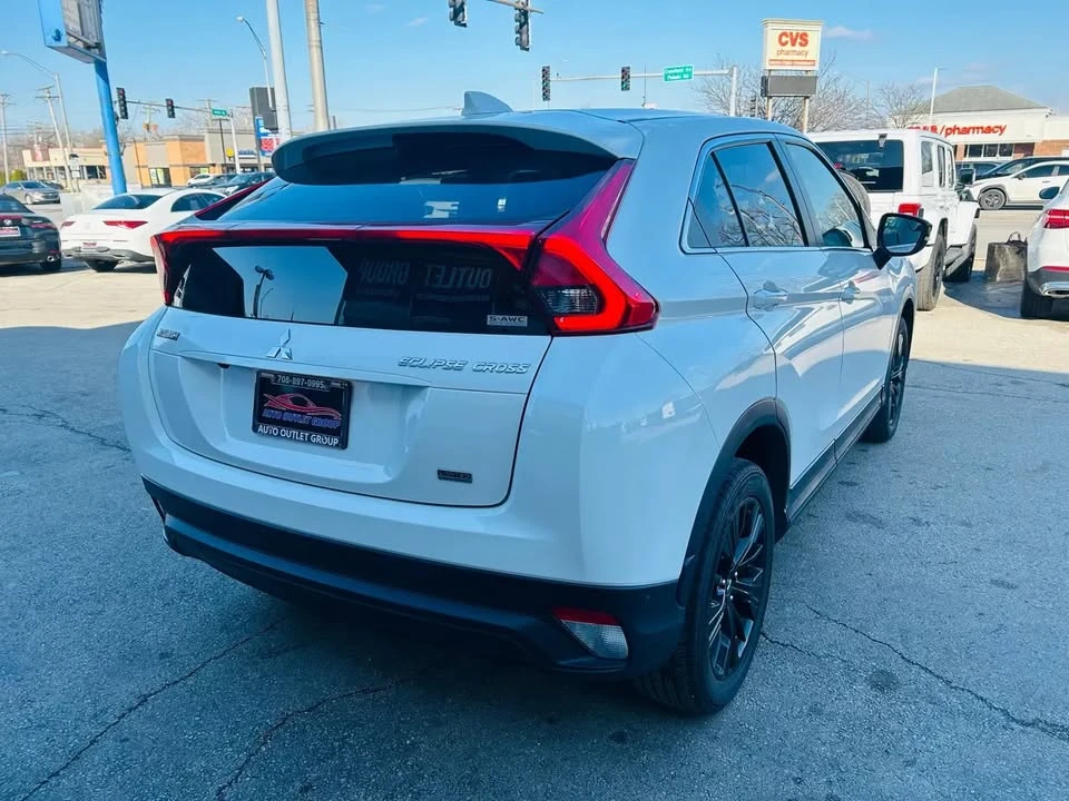 2018 Mitsubishi Eclipse Cross - Image 7 of 12