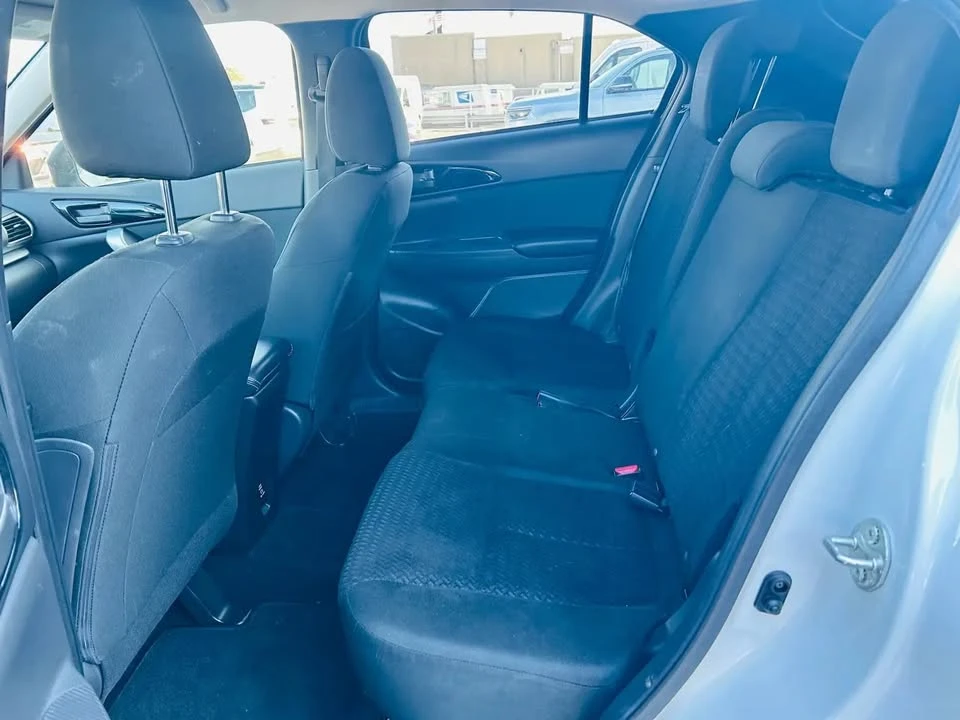 2018 Mitsubishi Eclipse Cross - Image 10 of 12