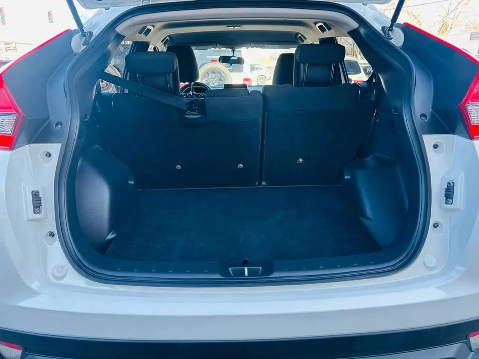 2018 Mitsubishi Eclipse Cross - Image 6 of 12
