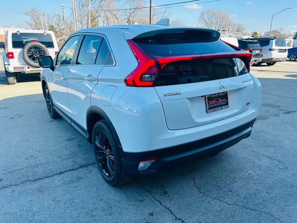 2018 Mitsubishi Eclipse Cross - Image 5 of 12