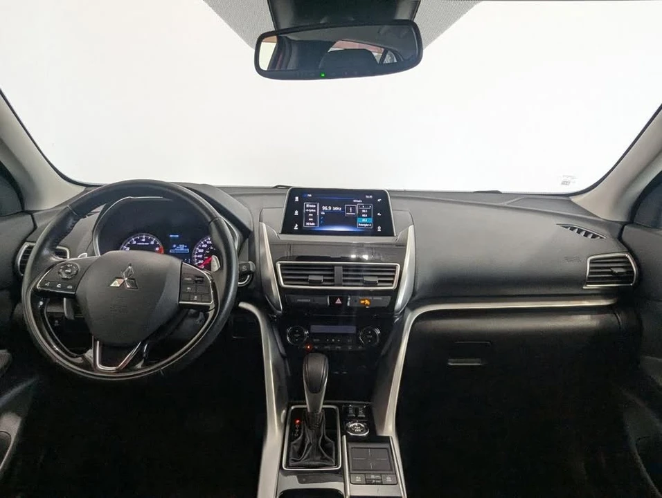 2018 Mitsubishi Eclipse Cross - Image 9 of 11