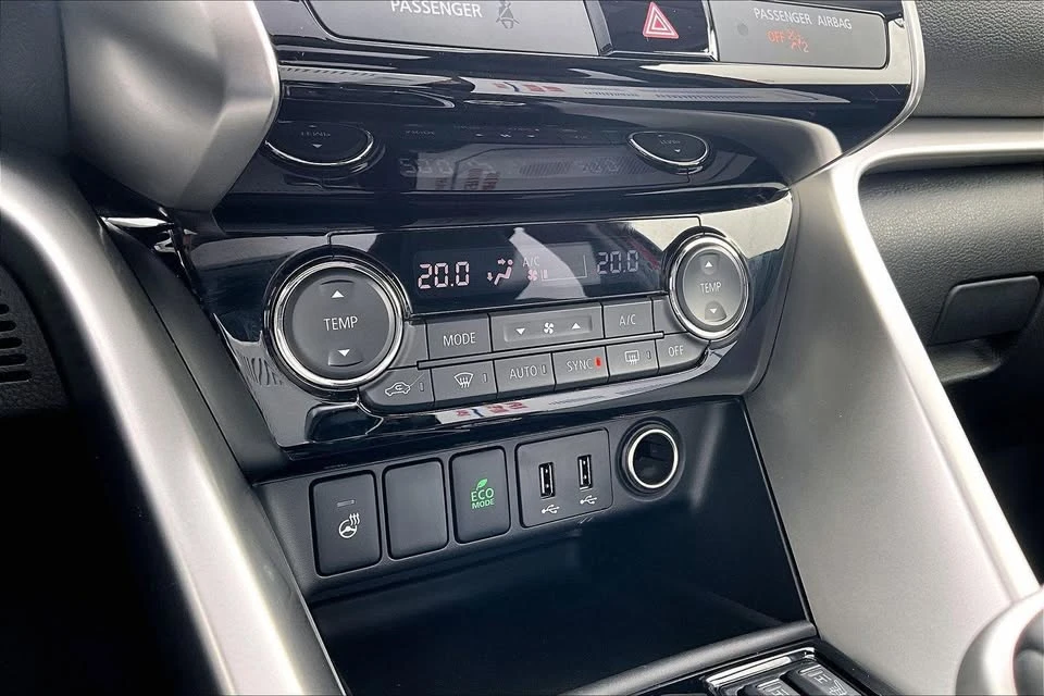 2018 Mitsubishi Eclipse Cross - Image 18 of 20