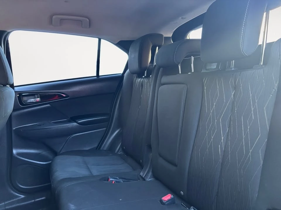 2018 Mitsubishi Eclipse Cross - Image 10 of 20
