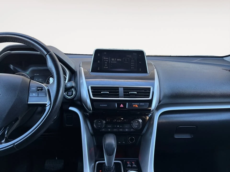 2018 Mitsubishi Eclipse Cross - Image 16 of 20