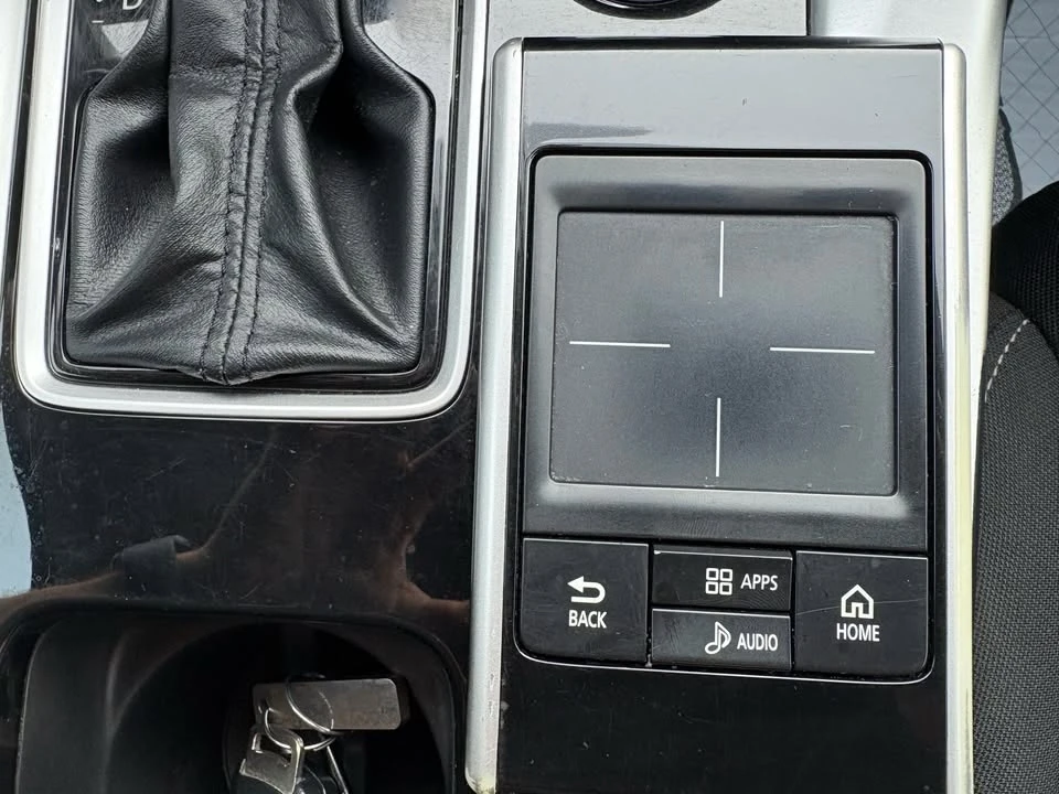 2018 Mitsubishi Eclipse Cross - Image 14 of 19