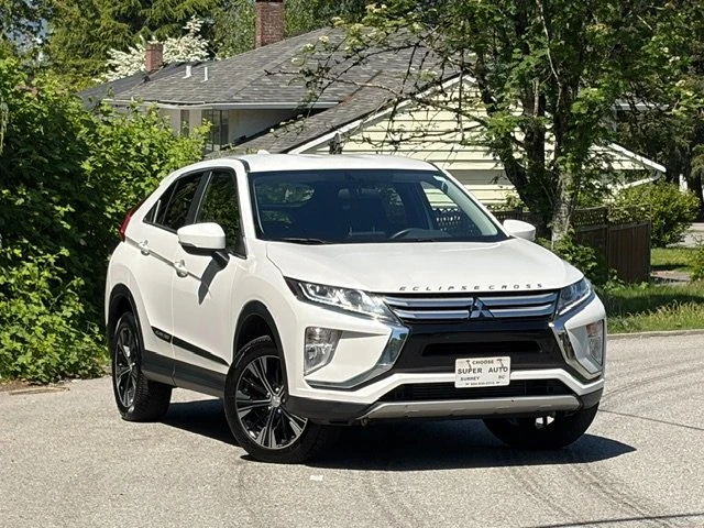 2018 Mitsubishi Eclipse Cross - Image 2 of 16