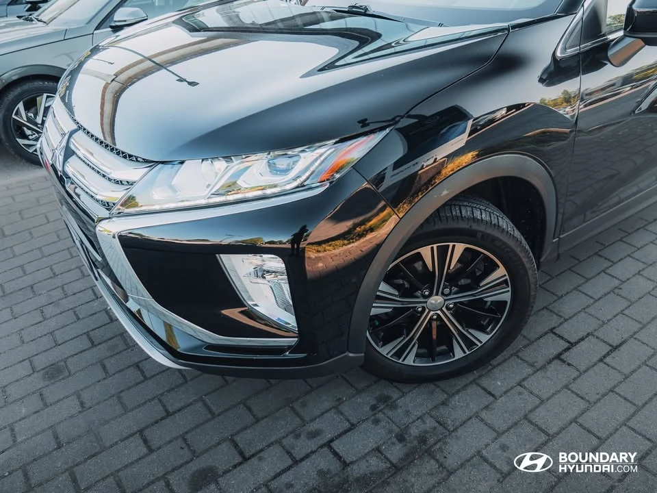 2018 Mitsubishi Eclipse Cross - Image 8 of 18