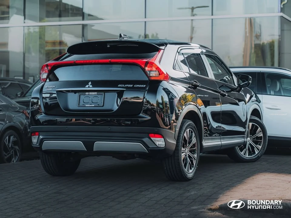 2018 Mitsubishi Eclipse Cross - Image 6 of 18