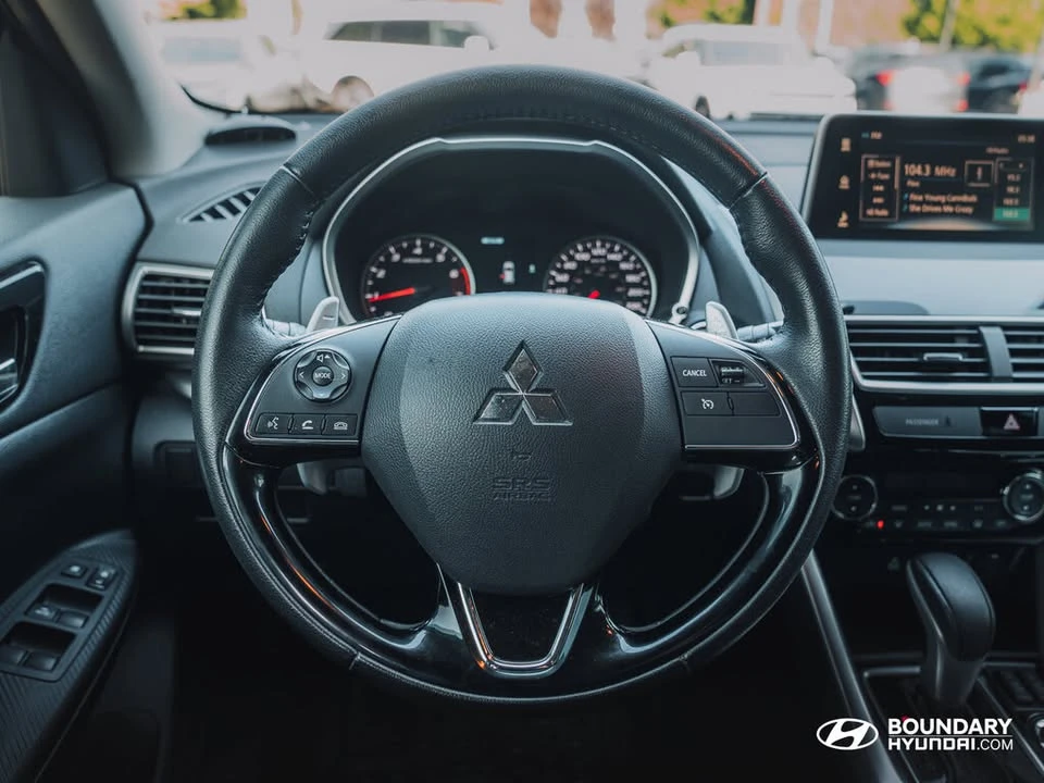 2018 Mitsubishi Eclipse Cross - Image 16 of 16
