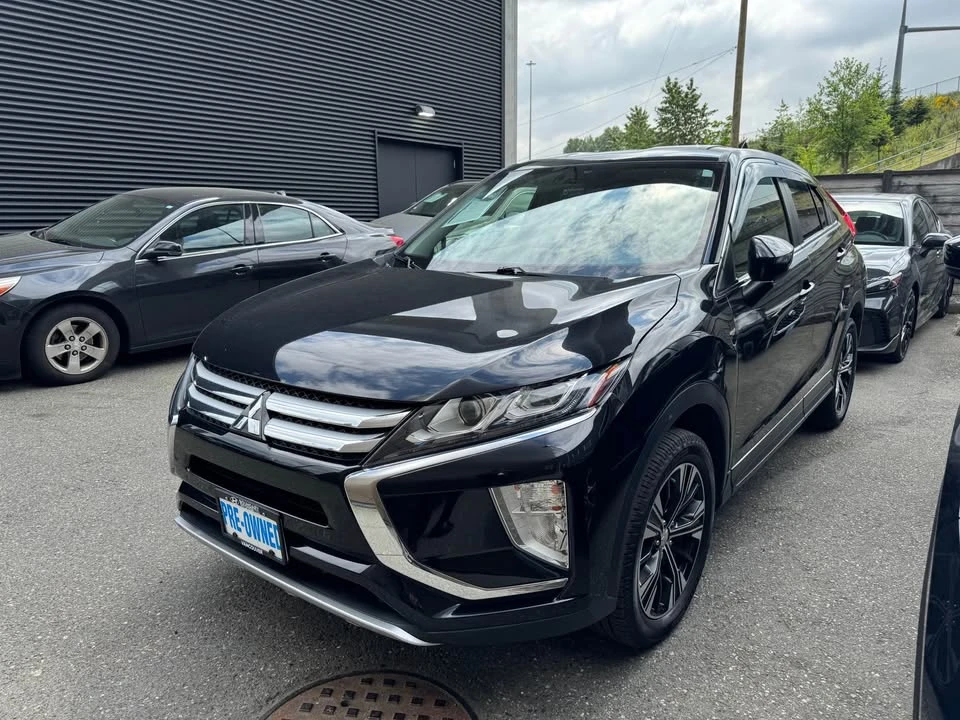 2018 Mitsubishi Eclipse Cross - Image 3 of 8