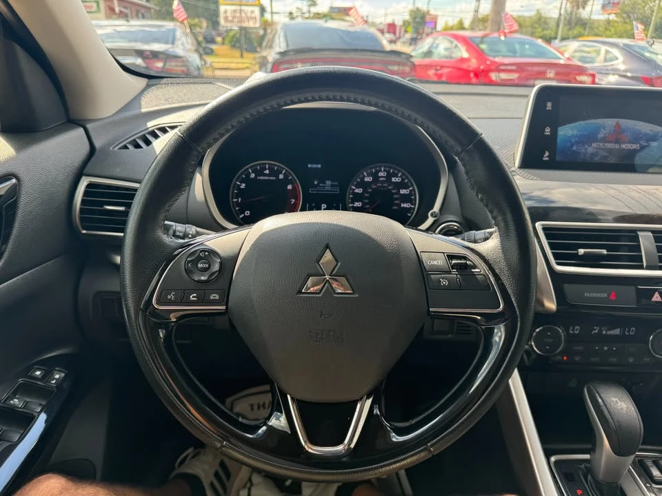 2018 Mitsubishi Eclipse Cross - Image 15 of 15