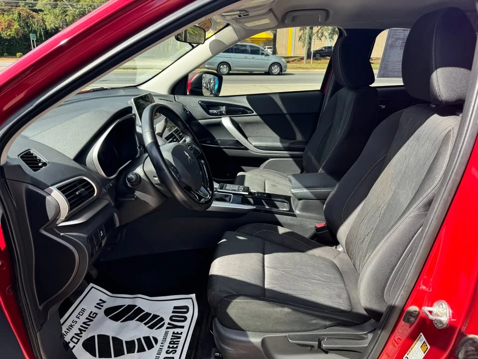 2018 Mitsubishi Eclipse Cross - Image 12 of 15