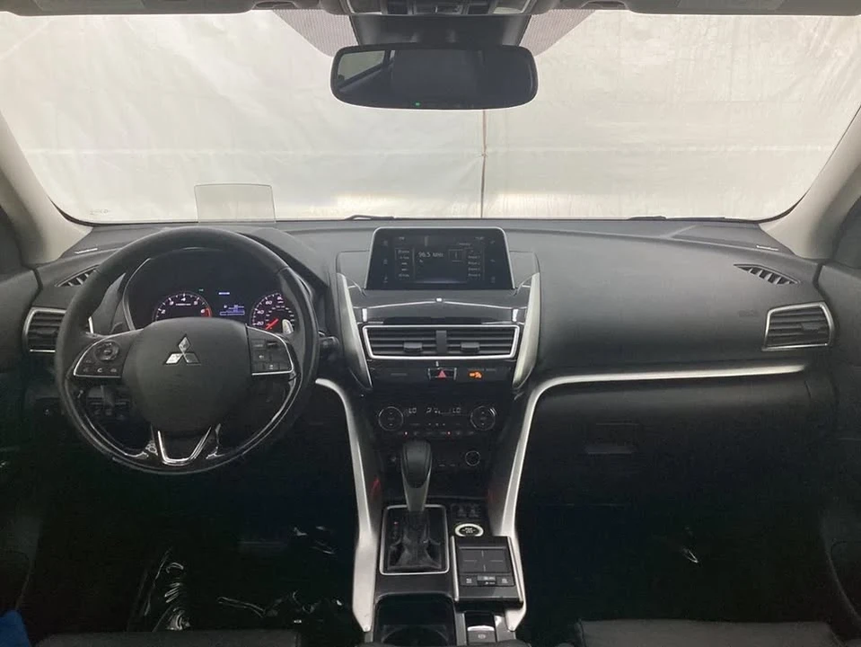 2018 Mitsubishi Eclipse Cross - Image 10 of 20