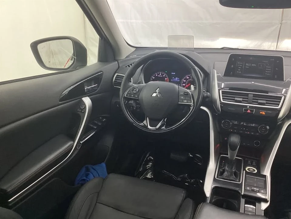 2018 Mitsubishi Eclipse Cross - Image 11 of 20