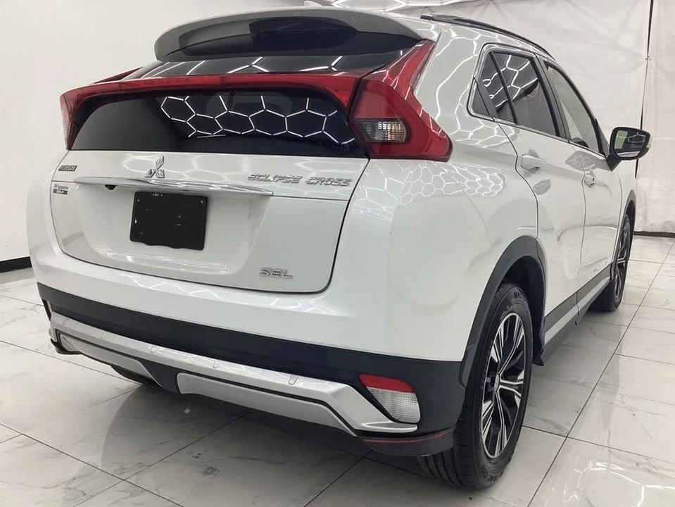 2018 Mitsubishi Eclipse Cross - Image 4 of 20