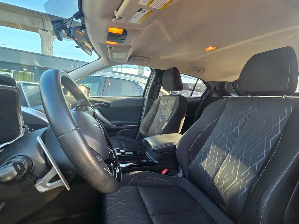 2018 Mitsubishi Eclipse Cross - Image 6 of 15