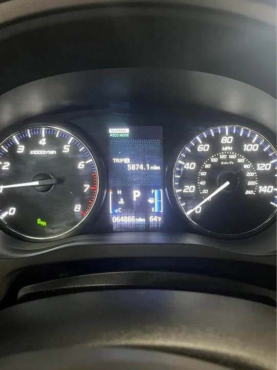 2018 Mitsubishi Outlander - Image 5 of 8
