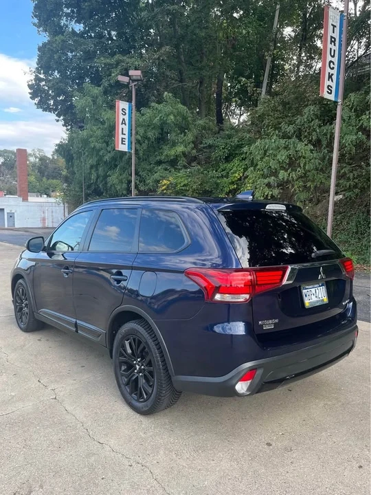 2018 Mitsubishi Outlander - Image 7 of 8