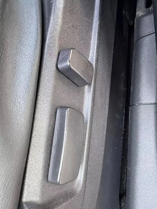 2018 Mitsubishi Outlander - Image 17 of 19