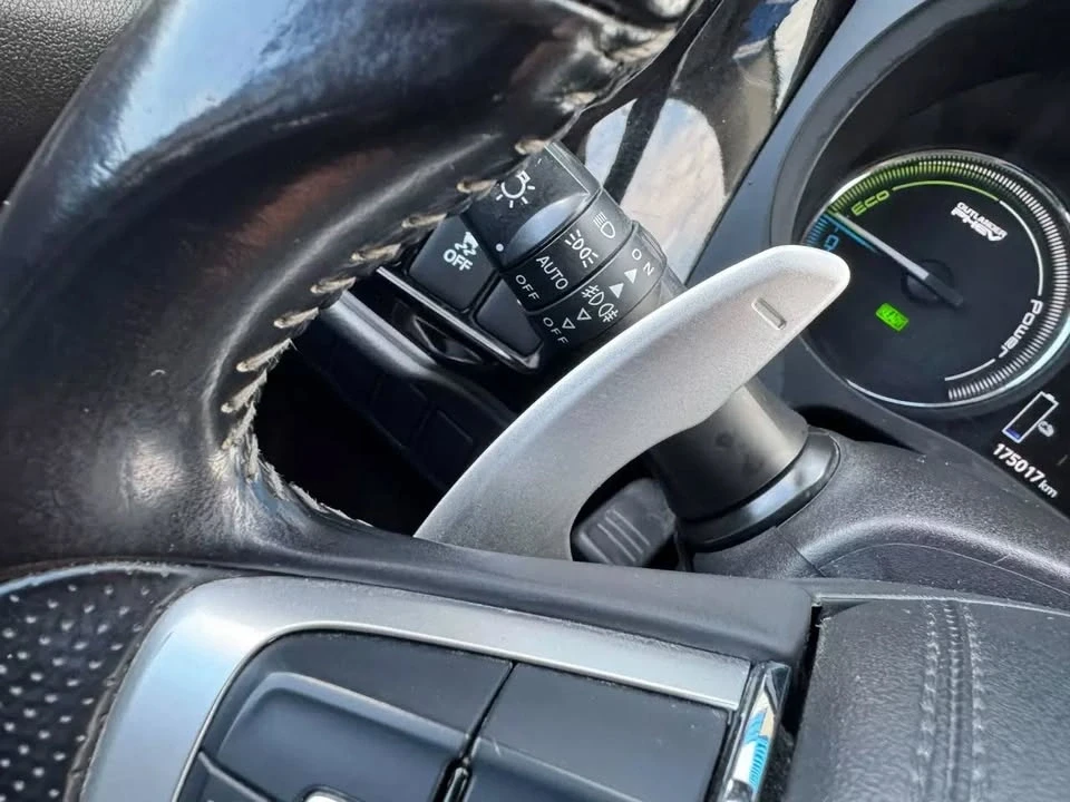 2018 Mitsubishi Outlander - Image 9 of 19