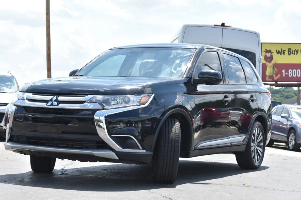 2018 Mitsubishi Outlander - Image 7 of 19