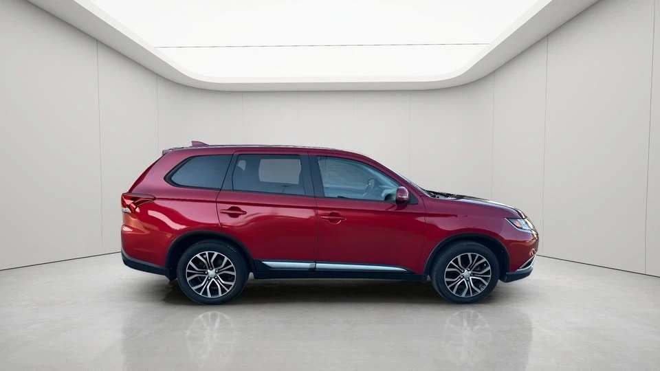 2018 Mitsubishi Outlander - Image 4 of 19