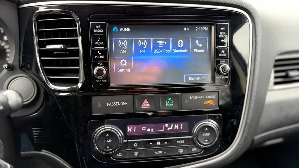2018 Mitsubishi Outlander - Image 19 of 20