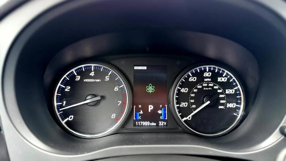 2018 Mitsubishi Outlander - Image 17 of 20