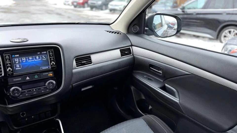 2018 Mitsubishi Outlander - Image 13 of 20