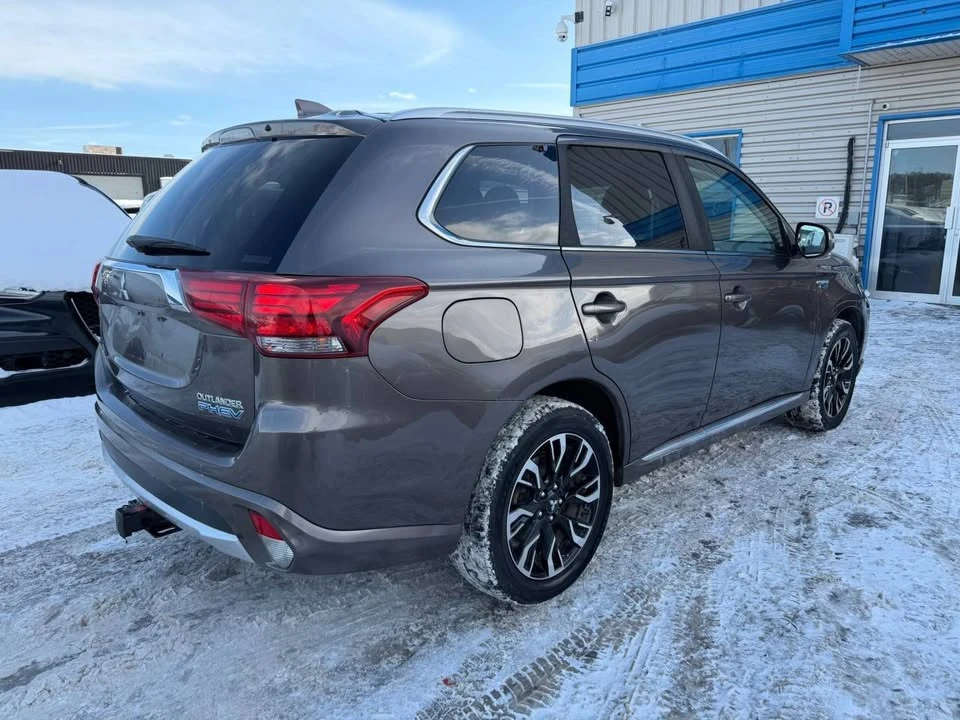 2018 Mitsubishi Outlander - Image 8 of 19