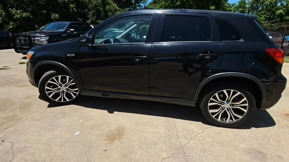 2018 Mitsubishi Outlander - Image 3 of 9