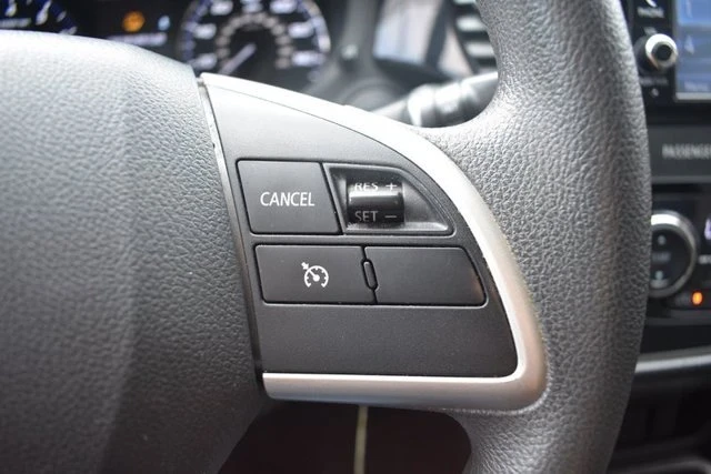 2018 Mitsubishi Outlander - Image 17 of 20