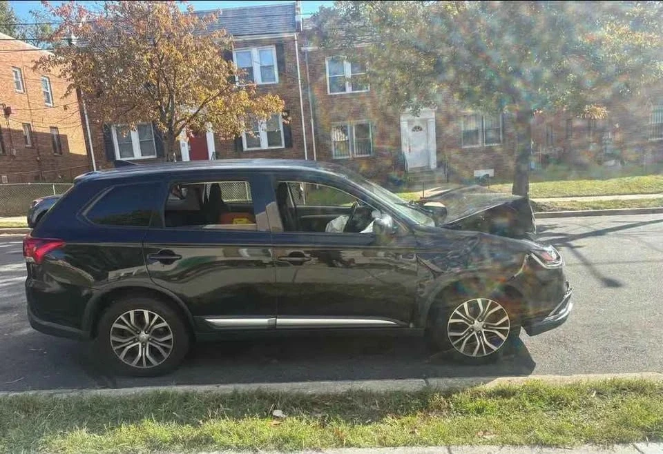 2018 Mitsubishi Outlander - Image 2 of 6