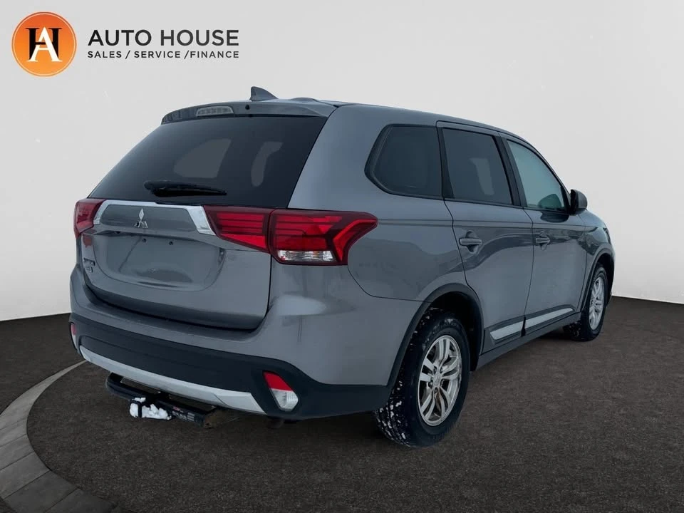 2018 Mitsubishi Outlander - Image 5 of 17