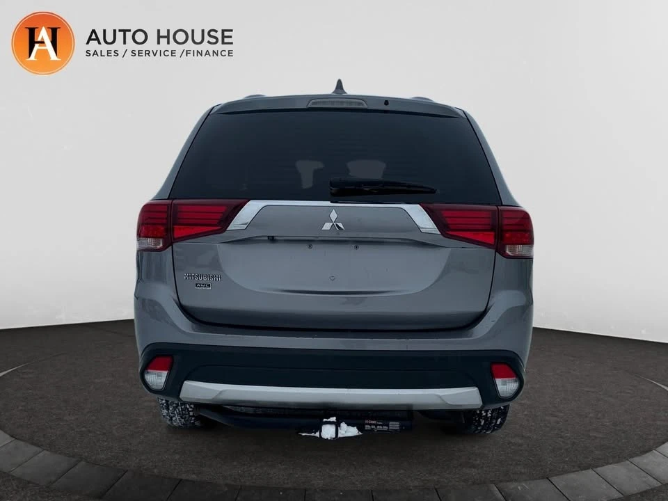 2018 Mitsubishi Outlander - Image 4 of 17