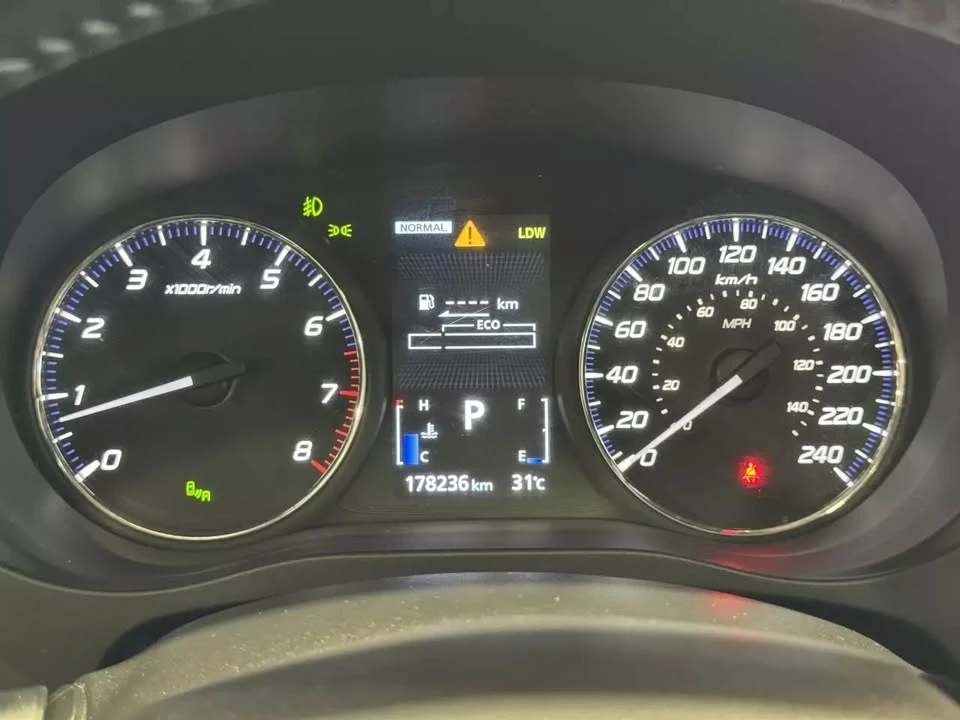 2018 Mitsubishi Outlander - Image 19 of 19