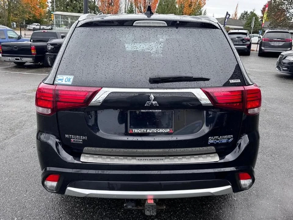 2018 Mitsubishi Outlander - Image 9 of 13