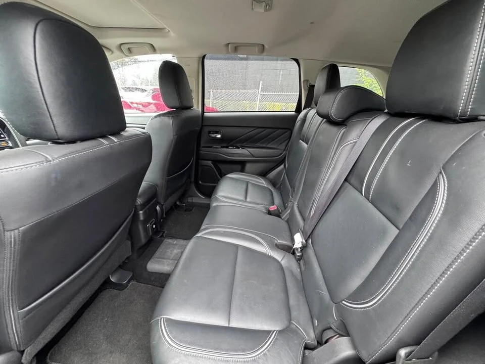 2018 Mitsubishi Outlander - Image 13 of 13