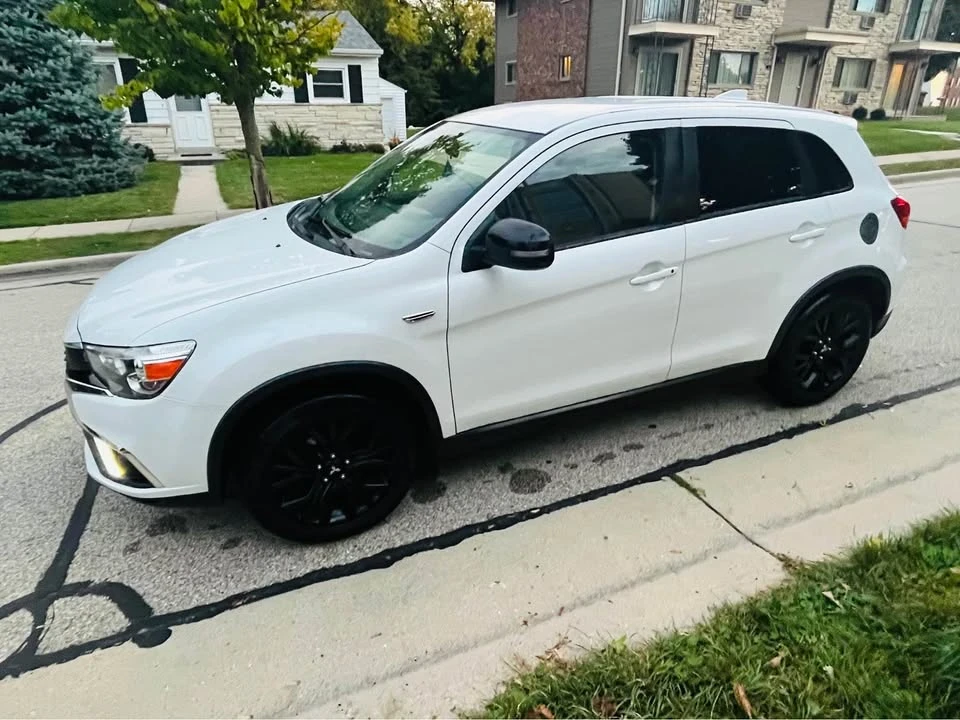 2018 Mitsubishi Outlander - Image 3 of 11