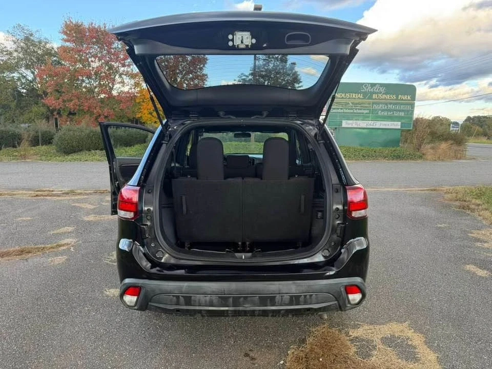 2018 Mitsubishi Outlander - Image 6 of 11