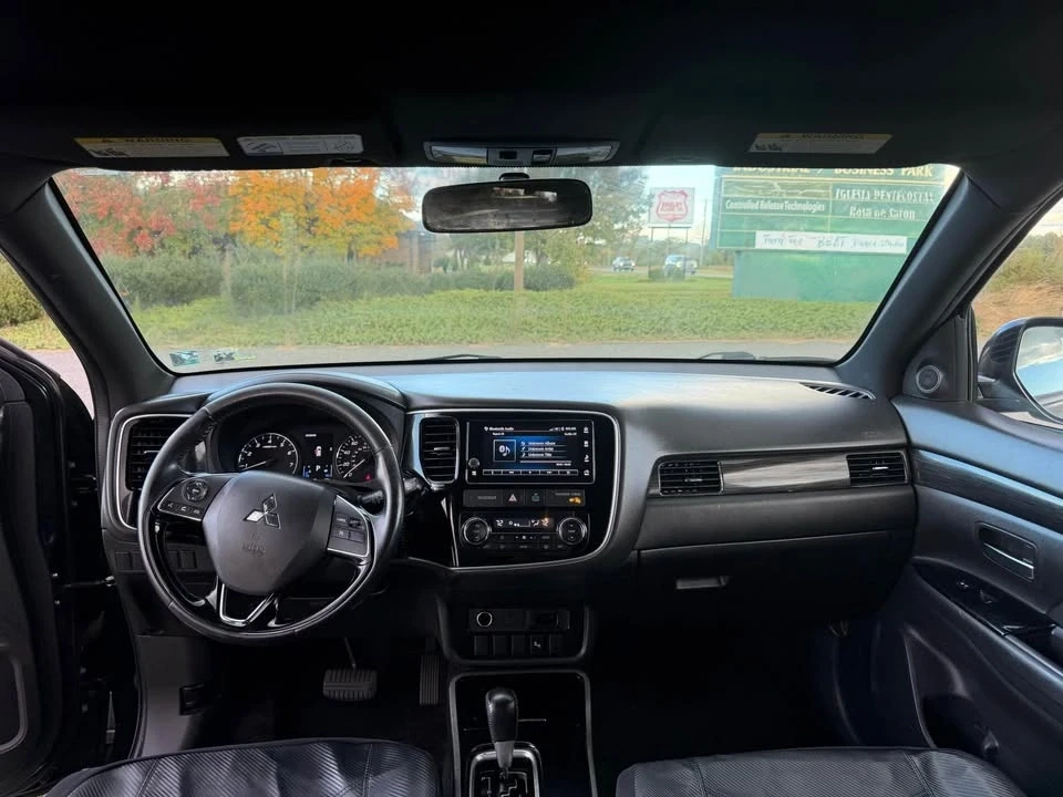 2018 Mitsubishi Outlander - Image 9 of 11