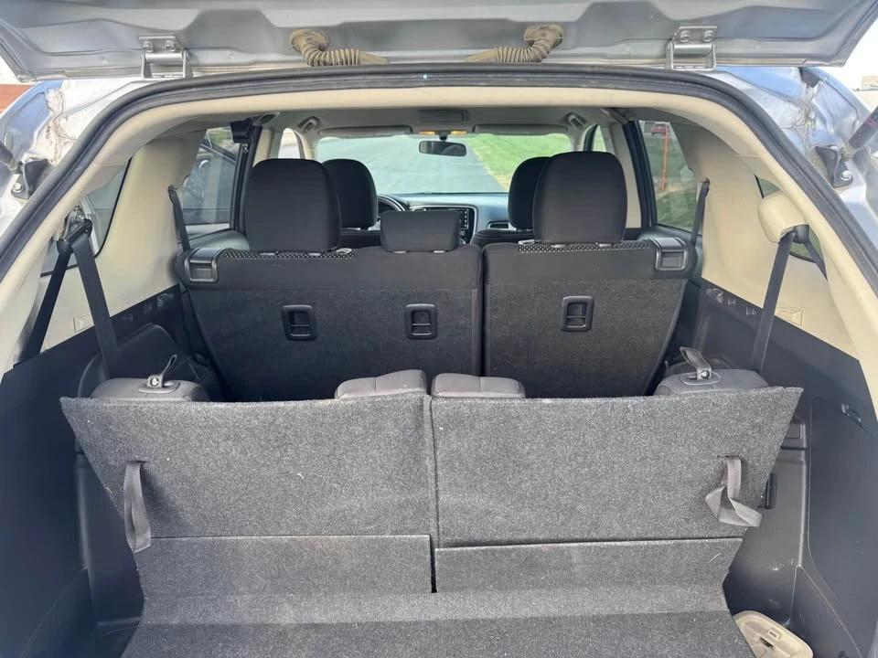 2018 Mitsubishi Outlander - Image 8 of 8