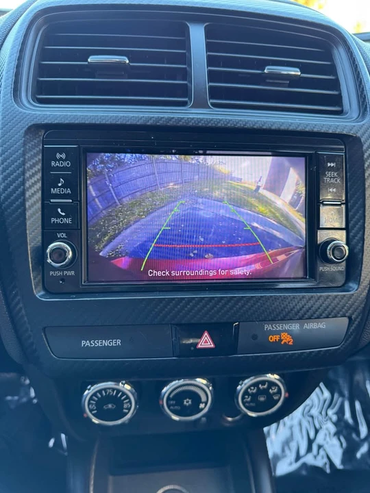 2018 Mitsubishi Outlander - Image 15 of 15