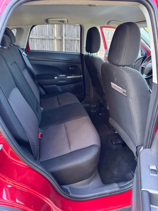 2018 Mitsubishi Outlander - Image 12 of 15