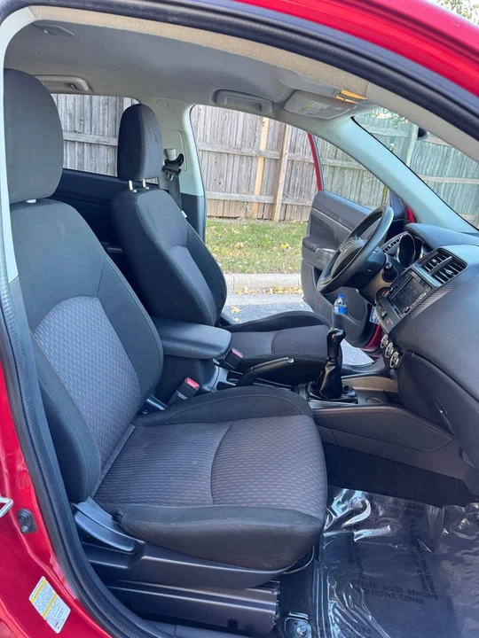 2018 Mitsubishi Outlander - Image 11 of 15