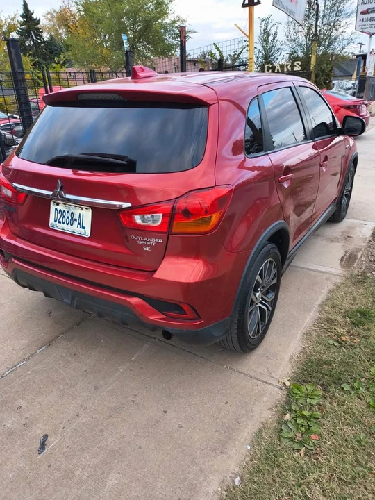 2018 Mitsubishi Outlander - Image 4 of 7