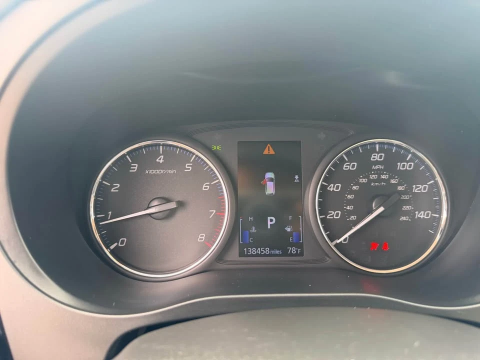 2018 Mitsubishi Outlander - Image 5 of 8